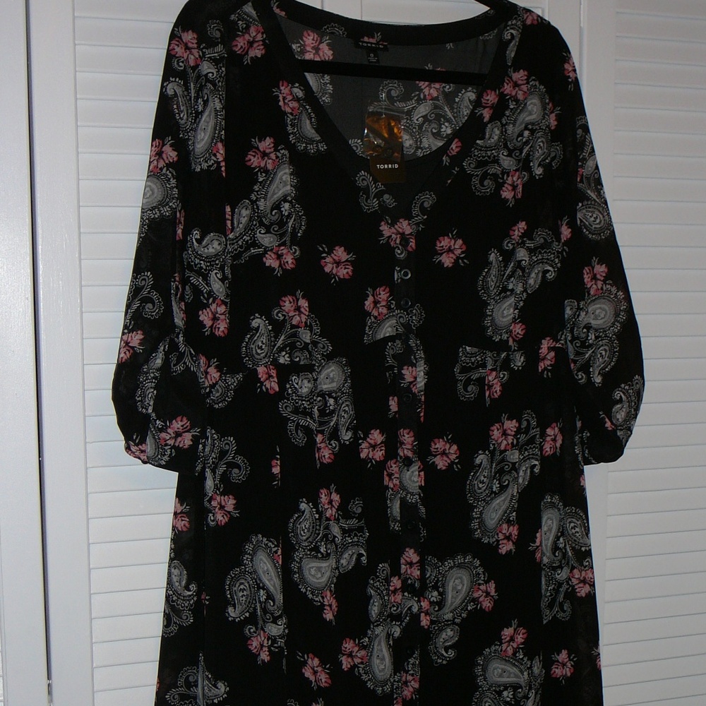 Black and Pink Paisley Torrid Shirt Dress